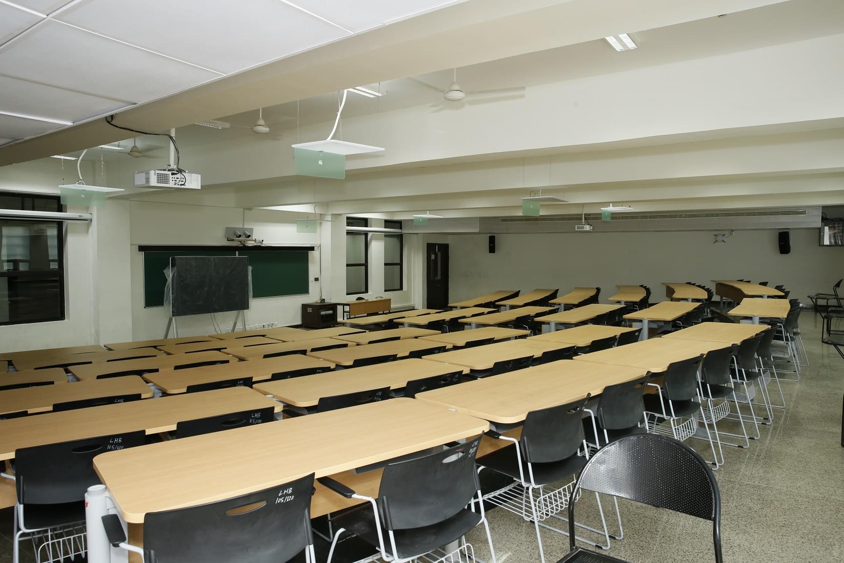 School of Management & Entrepreneurship, IIT Jodhpur Academic Building photo 17